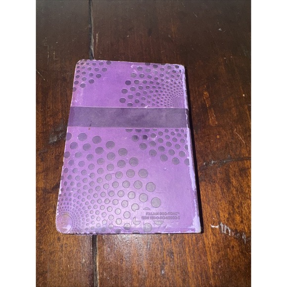 Holy Bible NIV pocket size purple duo tone cover - Picture 3 of 6